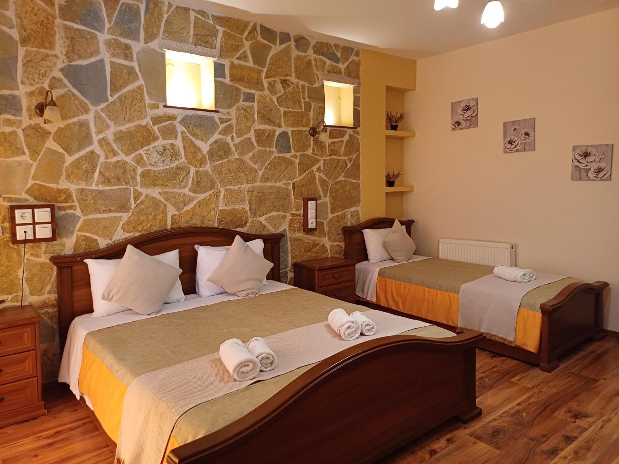 Agnantio Hotel อิโออันนินา ภายนอก รูปภาพ