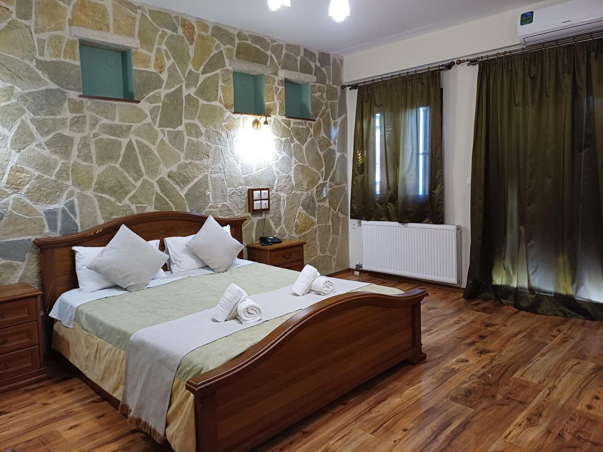 Agnantio Hotel อิโออันนินา ภายนอก รูปภาพ